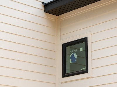 diamond_kote_white_siding_corner